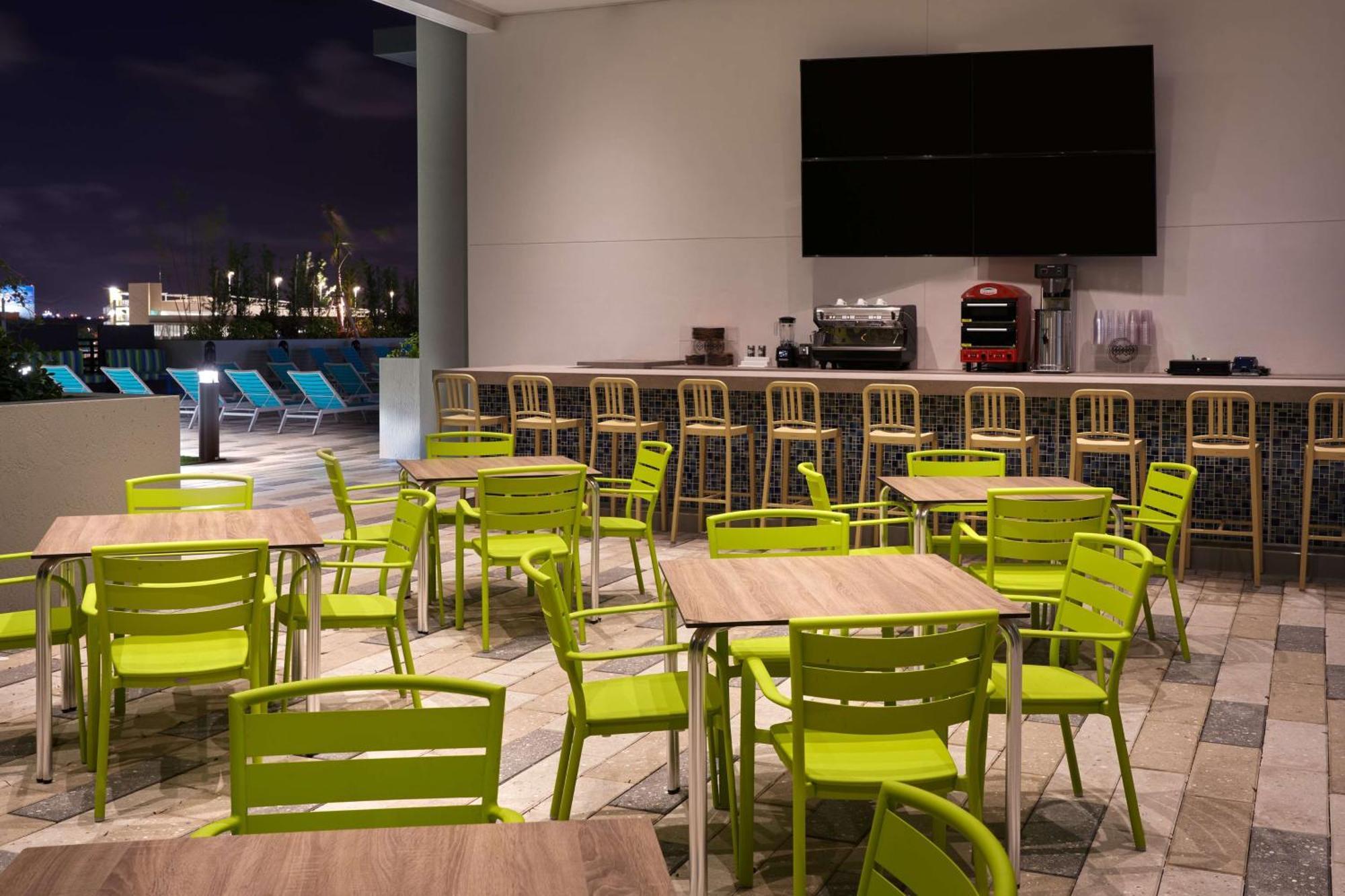 Tru By Hilton Fort Lauderdale Downtown-Flagler Village Exterior foto